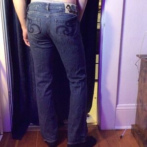 Low rise jeans